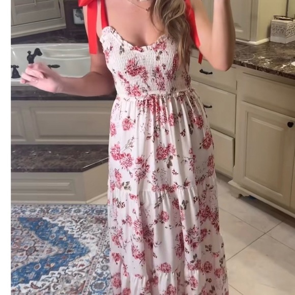 Summer maxi dress. Xl. 10/12. Smocked bodice - Picture 8 of 8